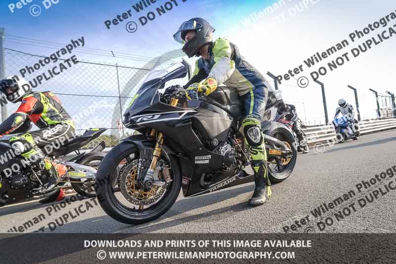 donington no limits trackday;donington park photographs;donington trackday photographs;no limits trackdays;peter wileman photography;trackday digital images;trackday photos